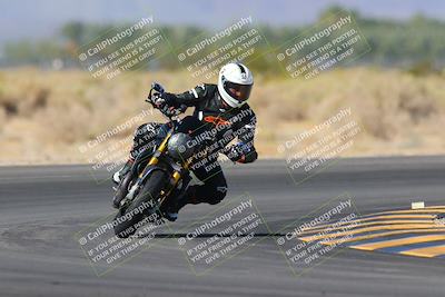 media/Nov-06-2023-Moto Forza (Mon) [[ce023d0744]]/4-Beginner Group/Session 3 (Turn 16)/